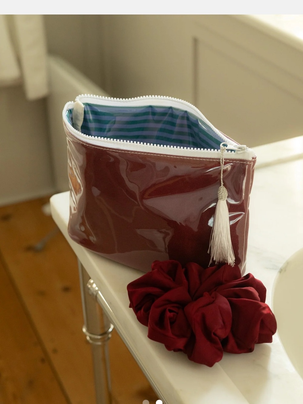 Small dairy boy make up bag